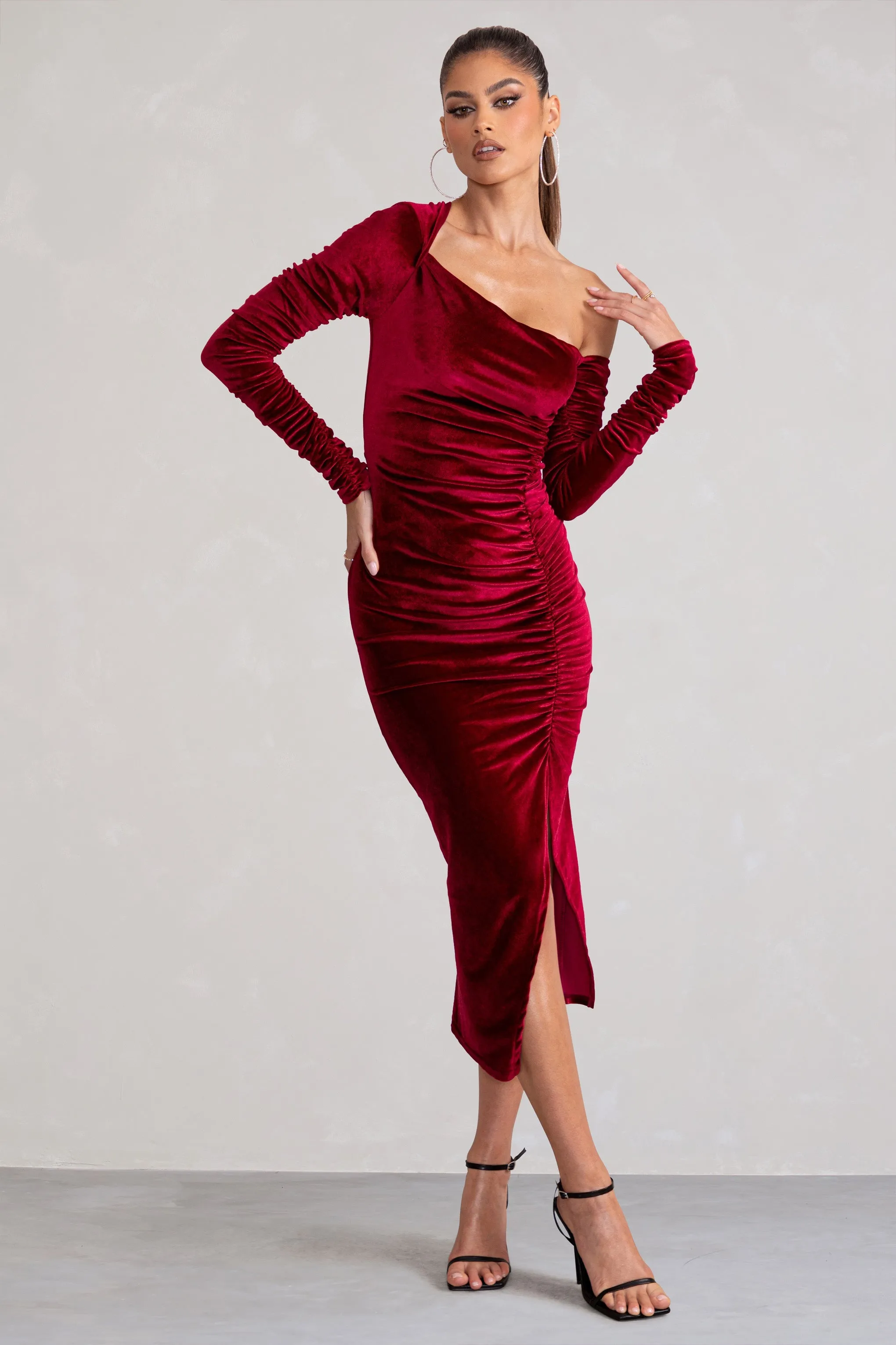 Agustina | Berry Velvet Asymmetric Neckline Midi Dress With Long Sleeves