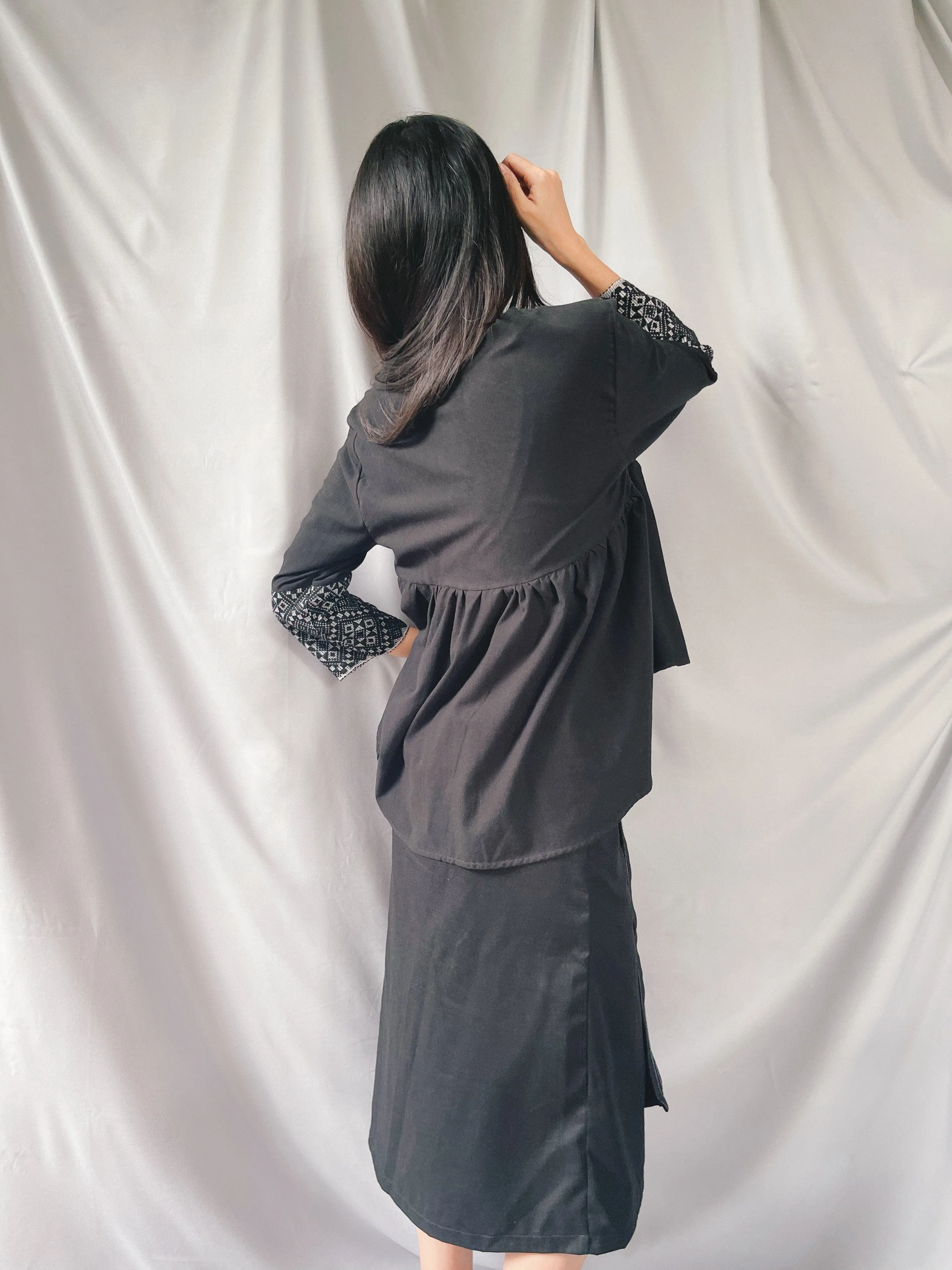 Gabi Blouse in Black