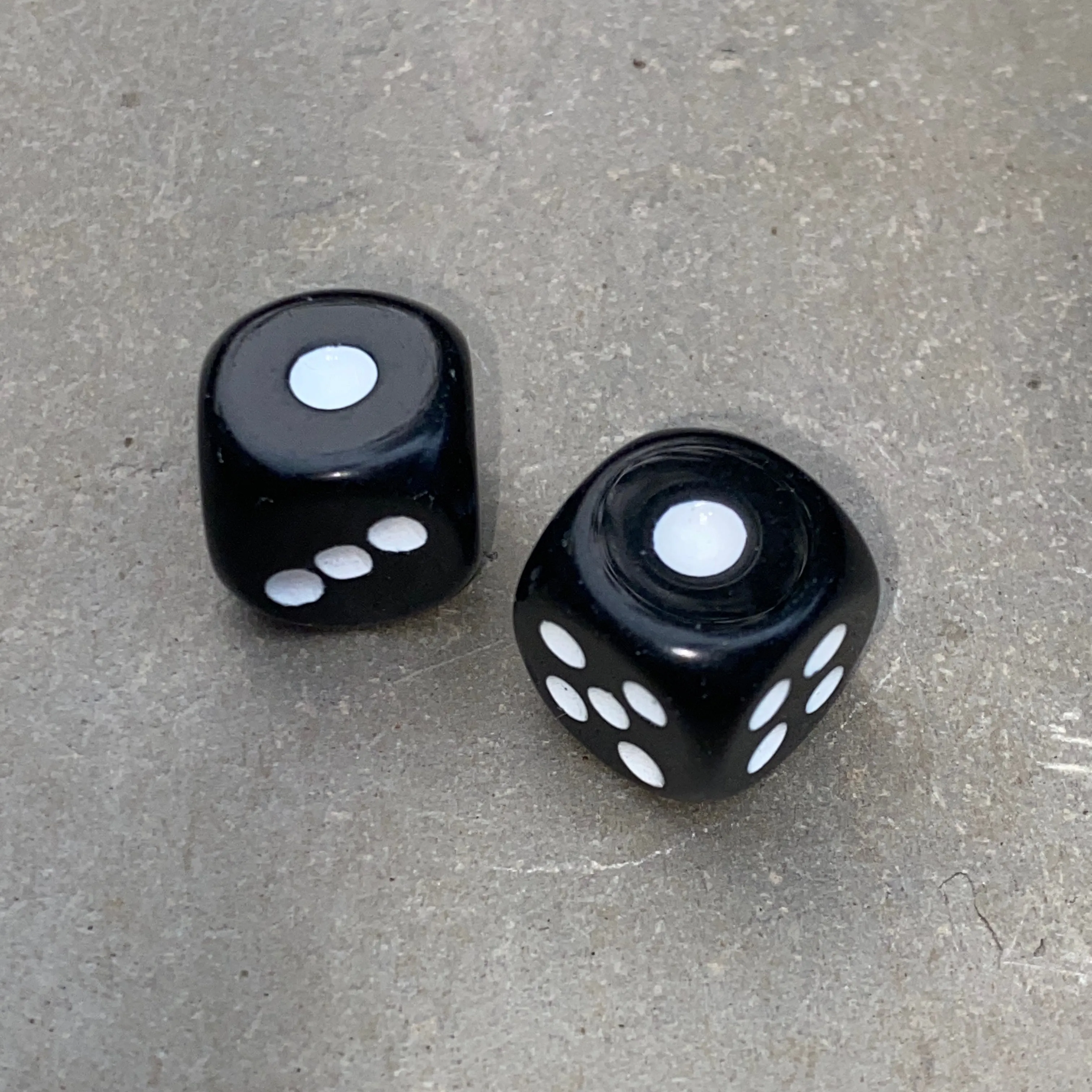 Gemstone Carved Playing Dice