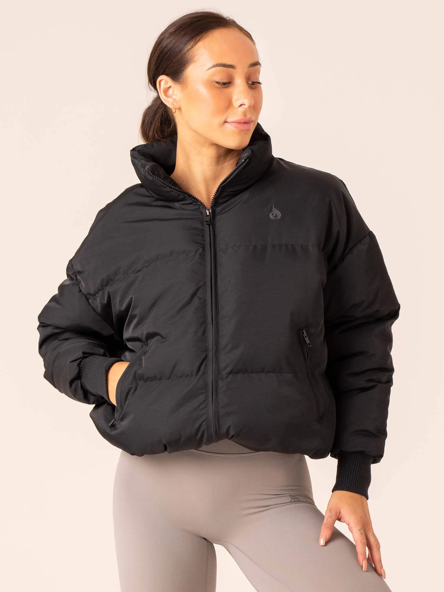 Pace Puffer Jacket - Black