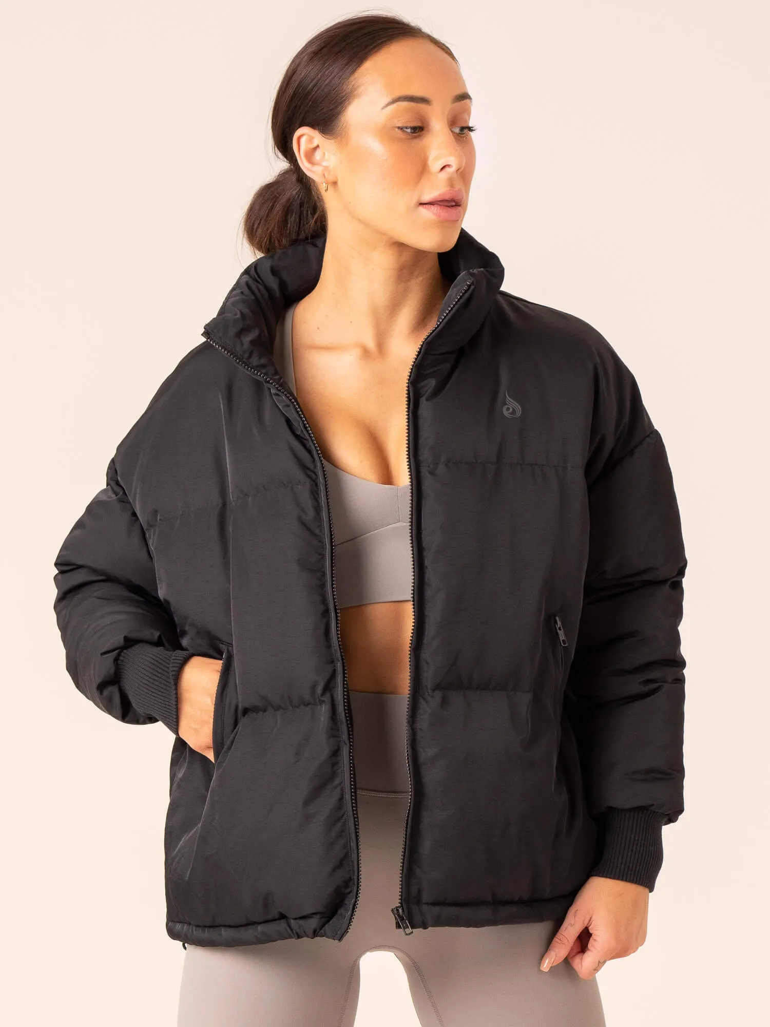 Pace Puffer Jacket - Black