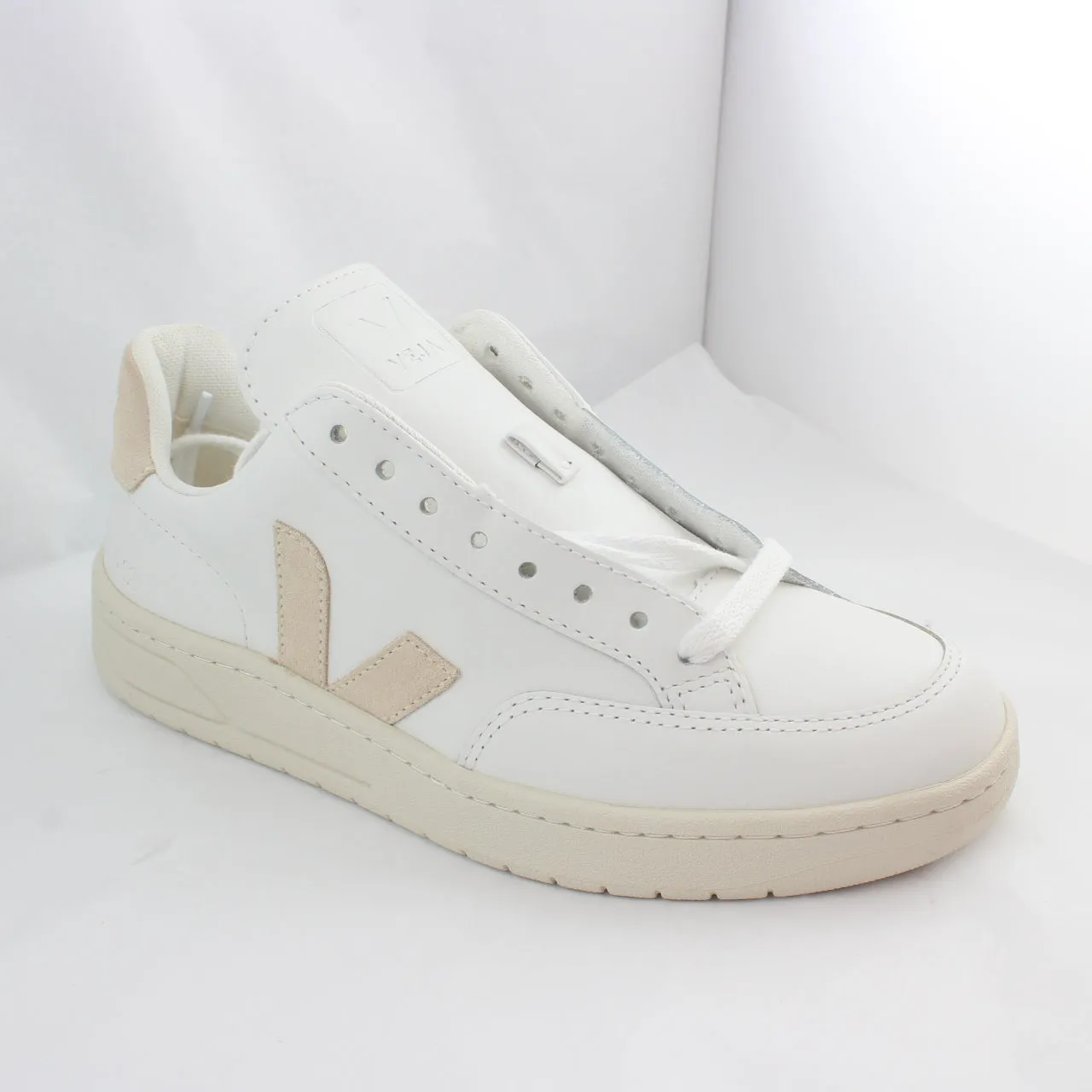 Womens Veja V12 Extra White Sable Trainers